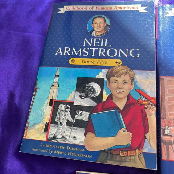 ๐Childhood of Famous American Series Reading Level Edison/ Armstrong Pocahontas - Picture 3 of 13